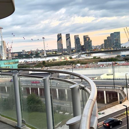 London Excel Cosy Apartment With Balcony & River View Close To O2 Arena, Cable Car, City Hall Exterior photo